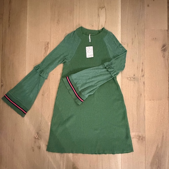 Free People Dresses & Skirts - Free People Green Ribbed Bell Sleeve Sweater Dress Boho Ruffle Sleeve